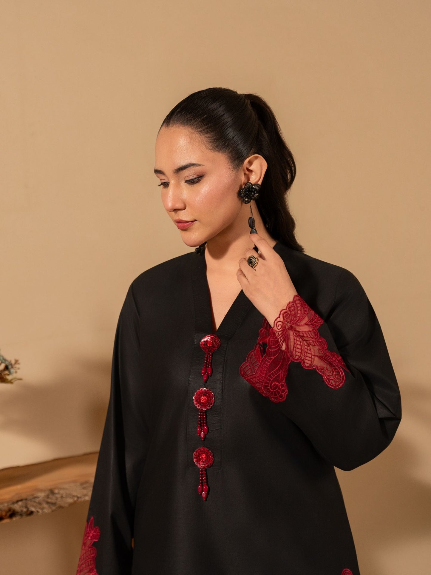 Shaahnoor Premium Women’s Kurta Set – Embroidered 2 Piece Outfit