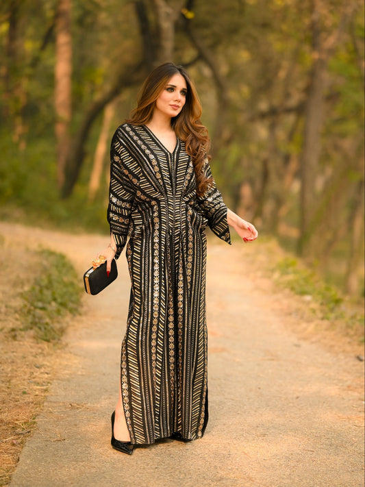 Naira Black