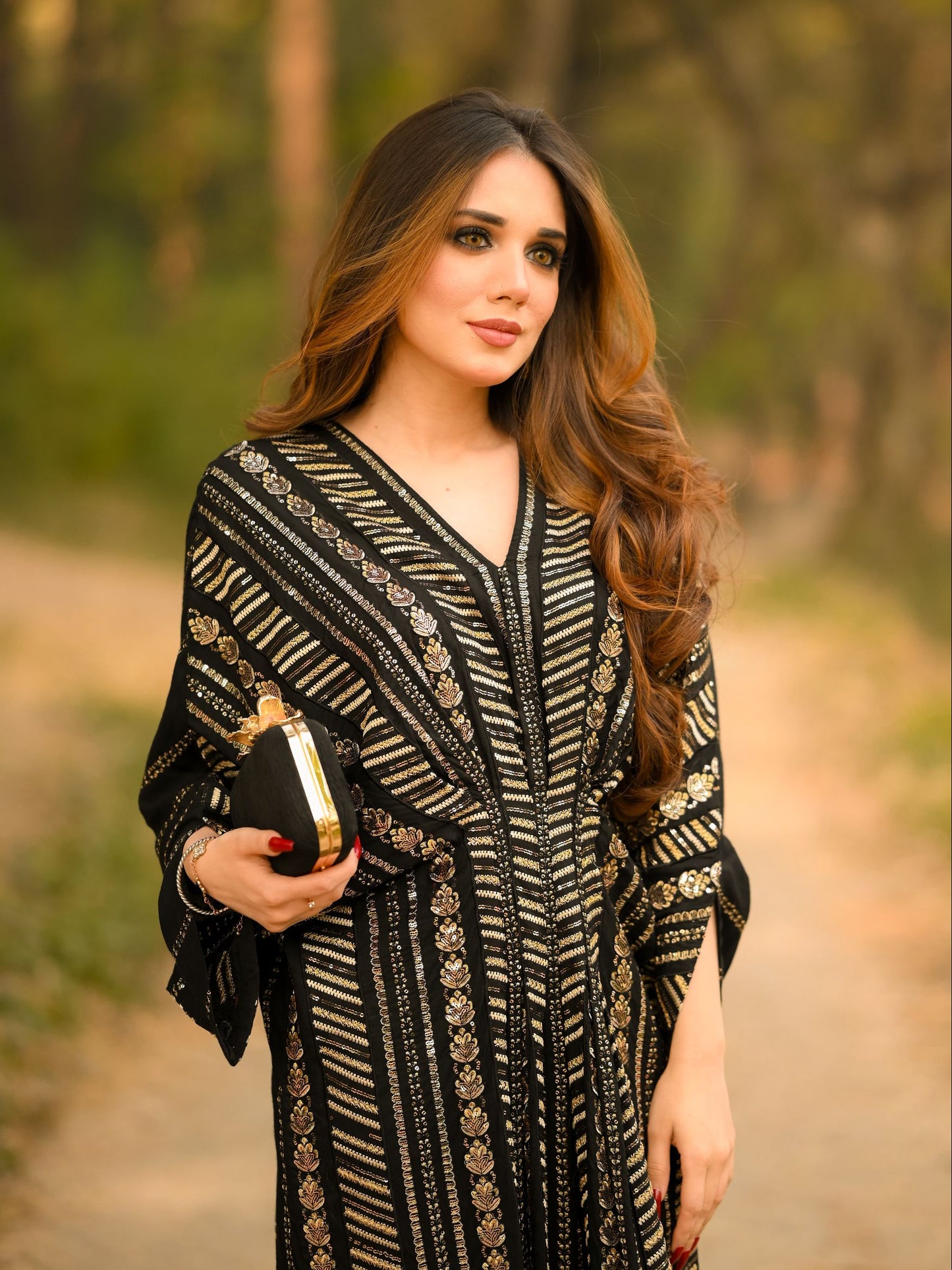 Naira Black