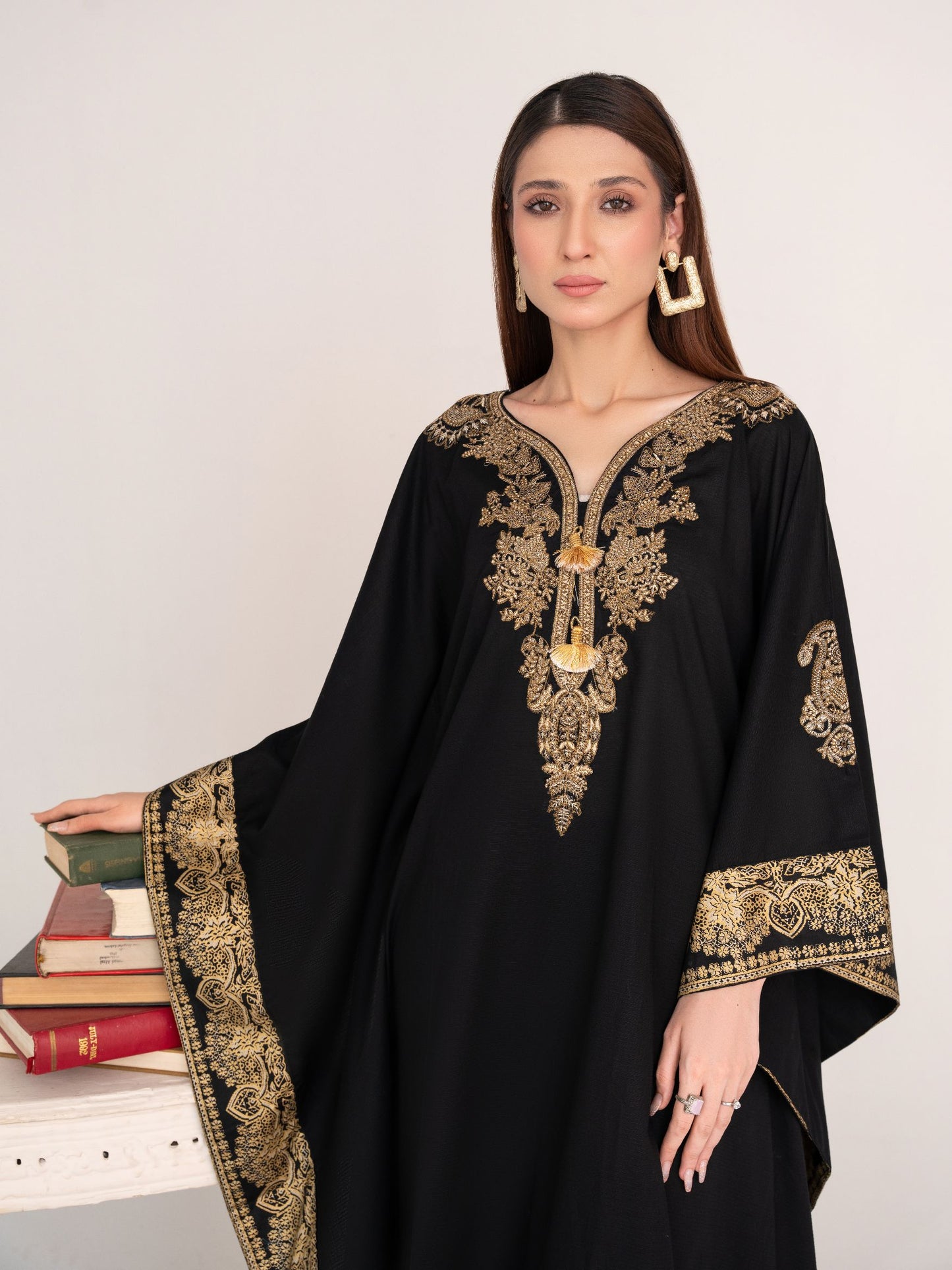 Crescent - Black - One pc