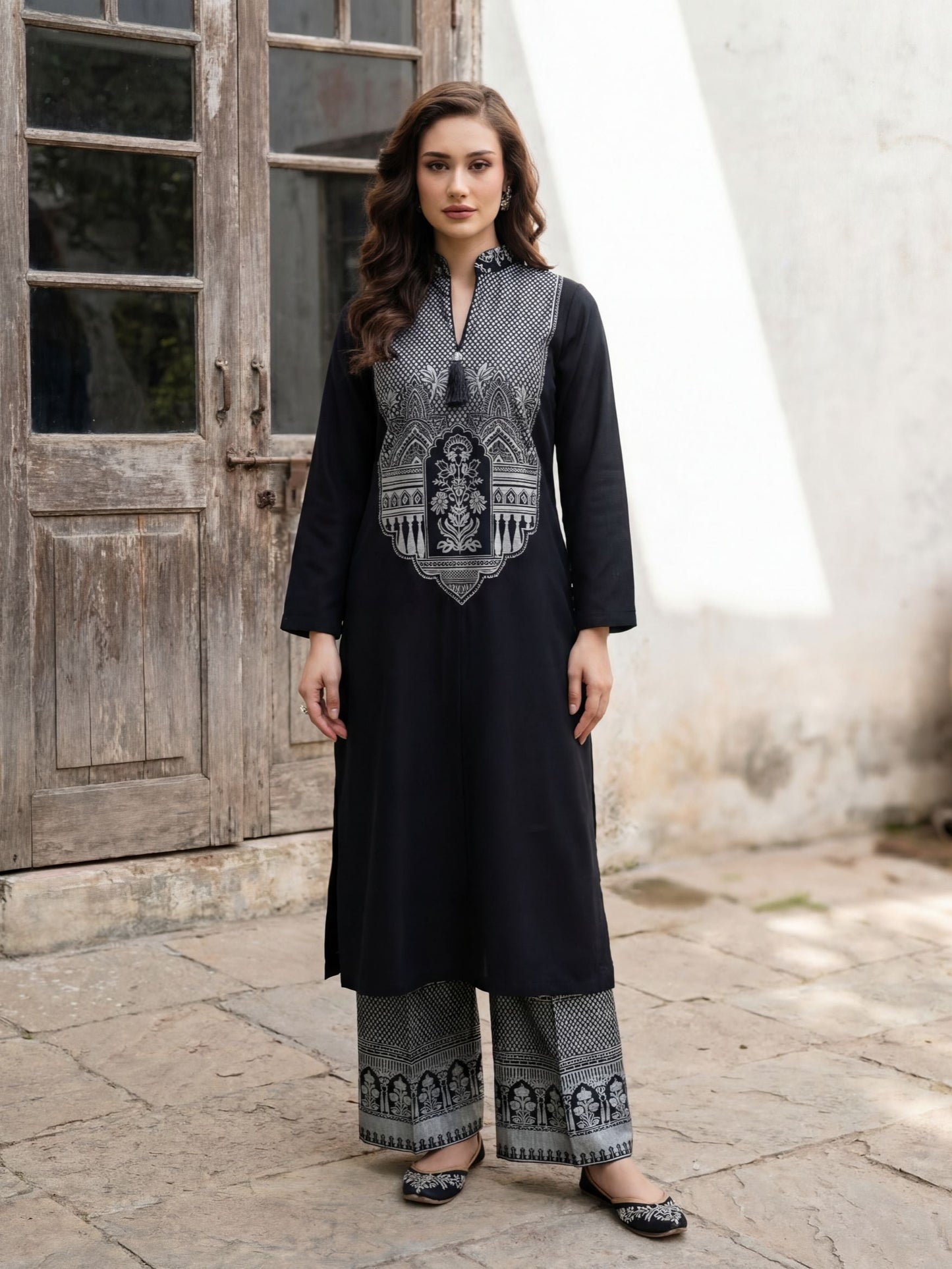 Black Printed Dhanak Kurta Set – Women’s 2 Piece Kurta & Culottes - Evara Black