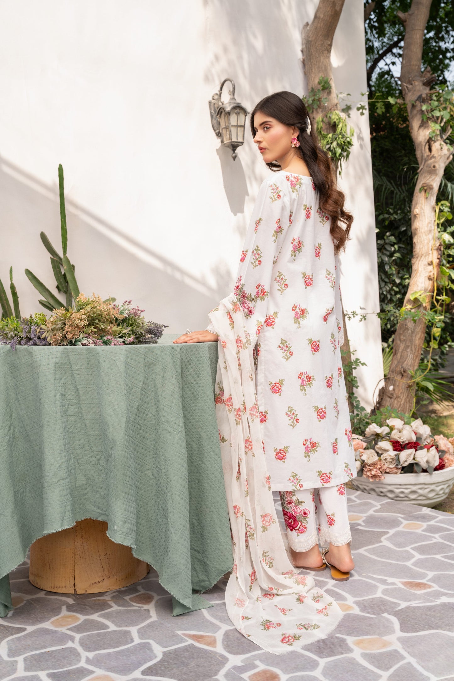 Women’s White Linen Kurta 3 Piece Suit - Ellyse Linen