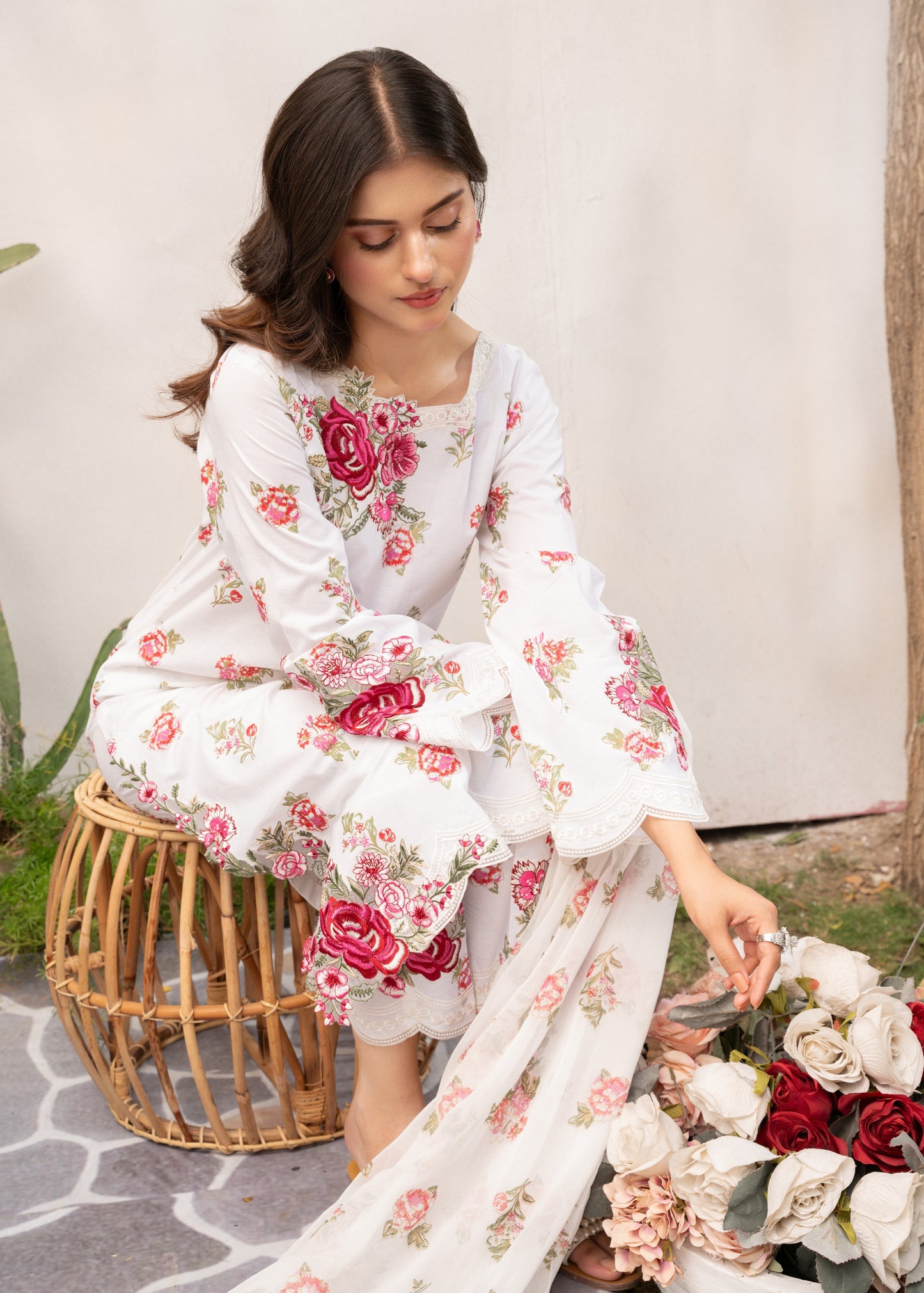 Women’s White Linen Kurta 3 Piece Suit - Ellyse Linen