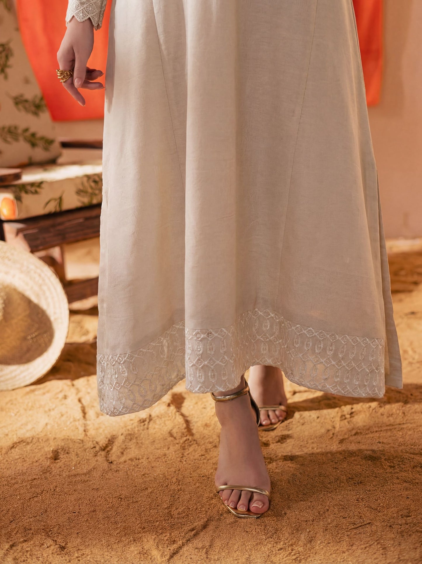Anam Ivory
