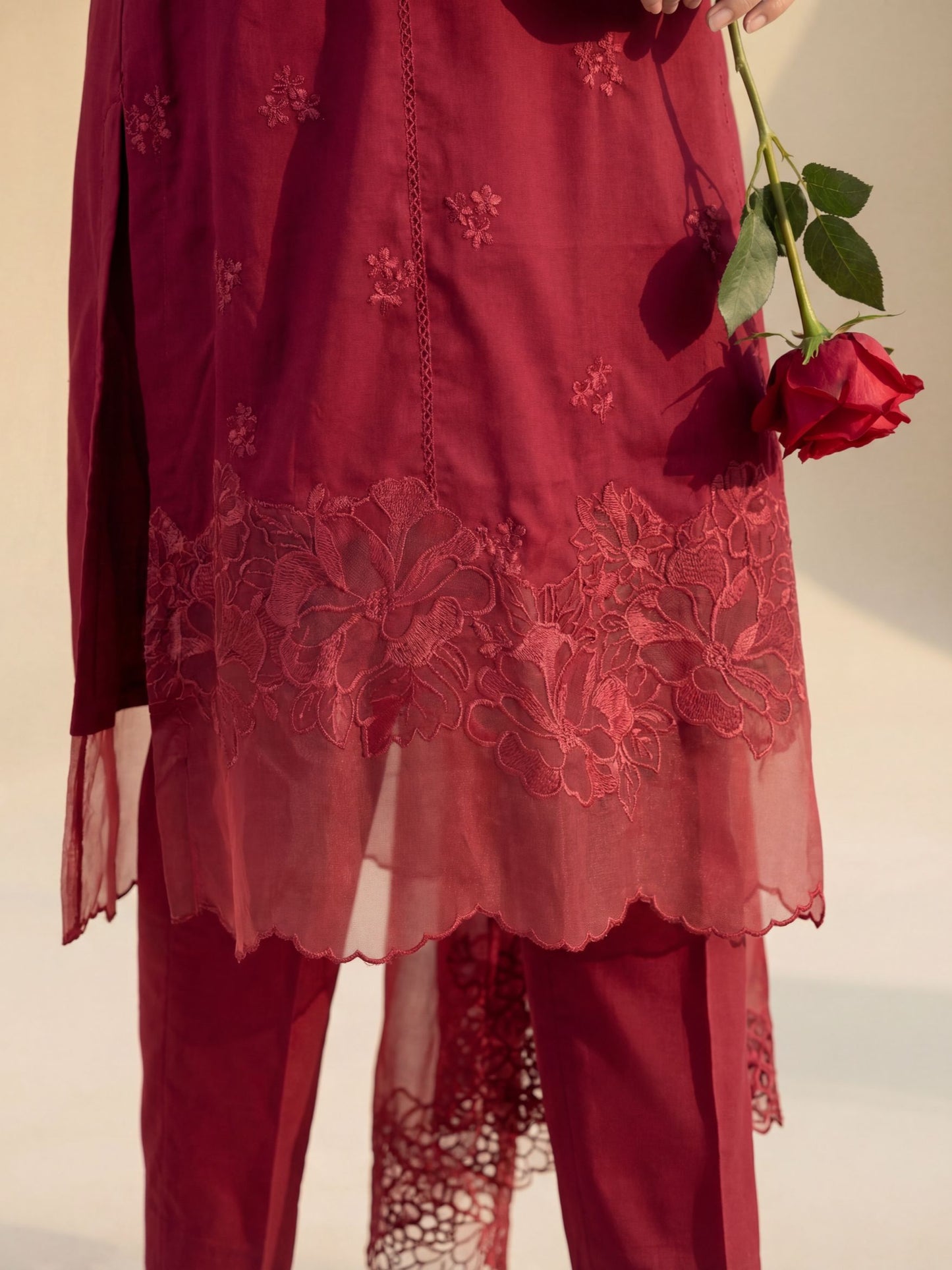 Namar - Maroon